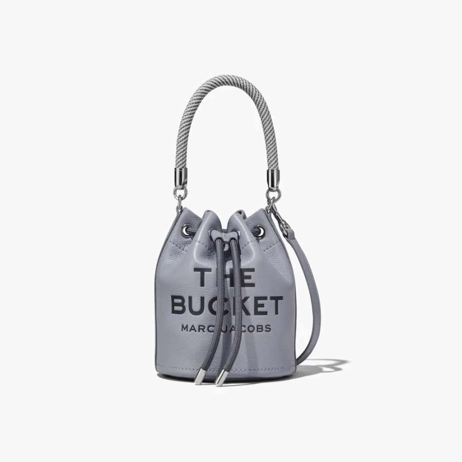 Marc Jacobs Wolf Grey Leather Bucket Bag for Women – Stylish & Spacious Handbag